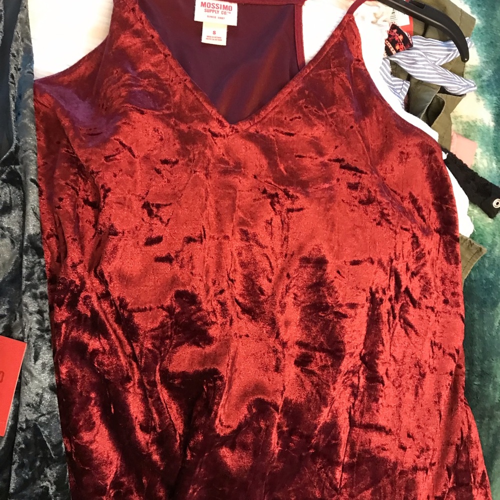 Beautiful red velour top size S fits like medium